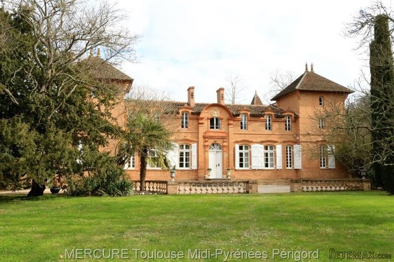 6 bedroom Castle For Sale: 31410 SAINT..