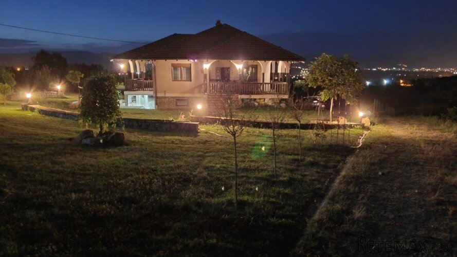 Prodajem kucu sa plantazom Žbevac-Bujanovac - 4