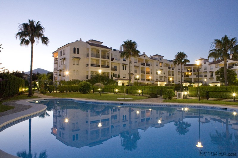 2 bedroom apartments