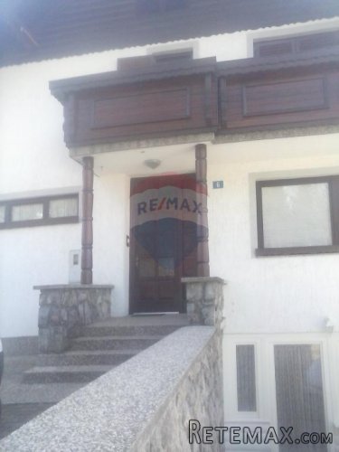 Velika kuća sa poslovnim prostorom - 7
