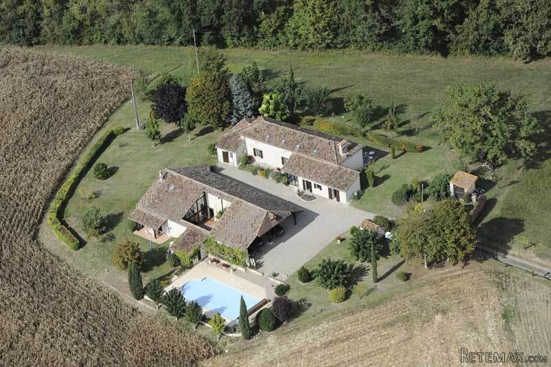 Super Views, Converted Barn And..