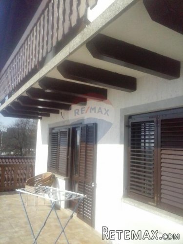 Velika kuća sa poslovnim prostorom - 9