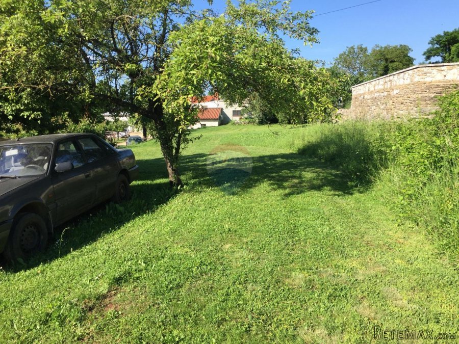 Istra.Novaki Motovunski,građevinsko zemljište sa projektom - 2