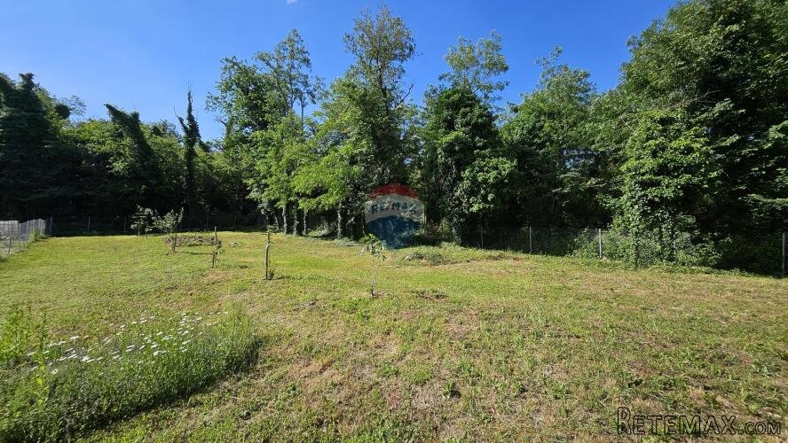 Istra, Umag okolica- vikend parcela s dodatnim sadržajima - 2