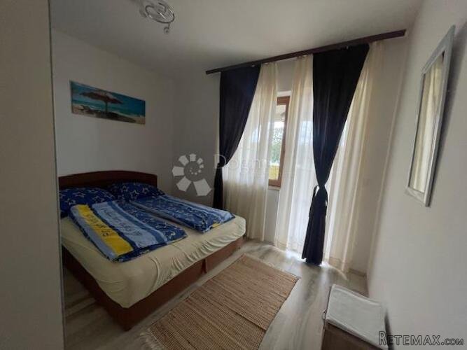 ETAŽA KUĆE SA DVA APARTMANA - 3