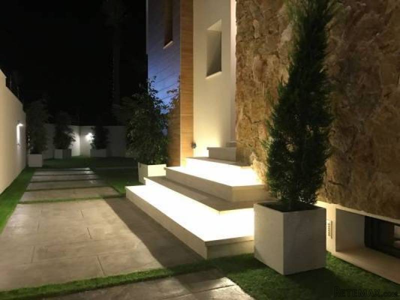 4 Bedroom 4 Bathroom Villa In.. - 2