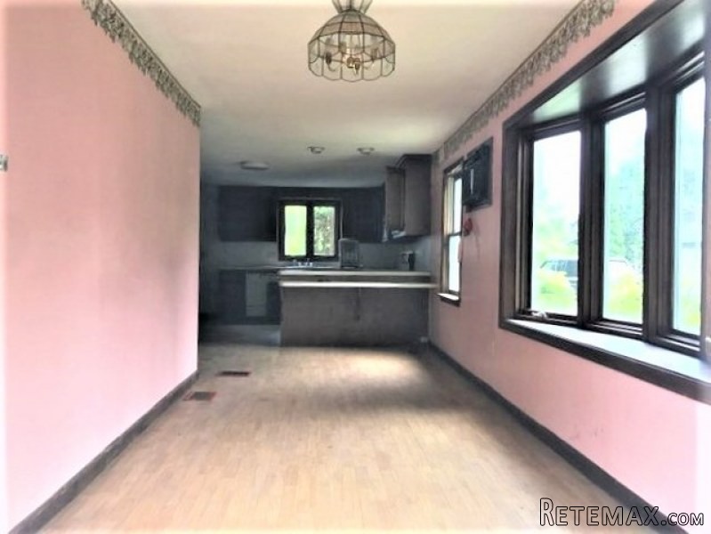 53 Main Street Broad Brook, CT, 06016.. - 2
