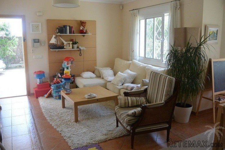 Prime location 4 bedroom property in Denia with private.. - 7