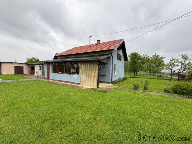 Kopija od Kuća s potencijalom i okućnicom od 1240 m²
