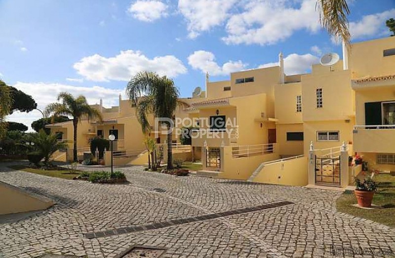 Stunning 4+1 Bed Townhouse, Private.. - 2