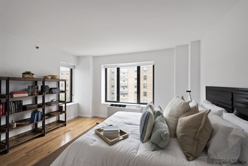 1 Bedroom - Townhouse - New York State..