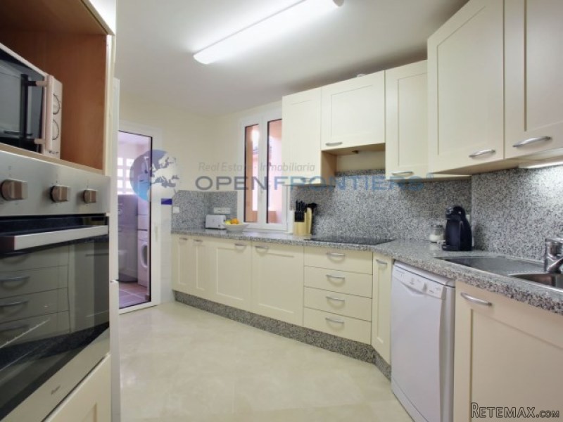 2 Bed Apartment Overlooking Sotogrande.. - 2
