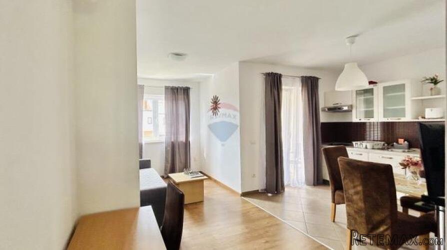 Poreč, stan od 40 m2 u Špadićima, 5oo metara od mora