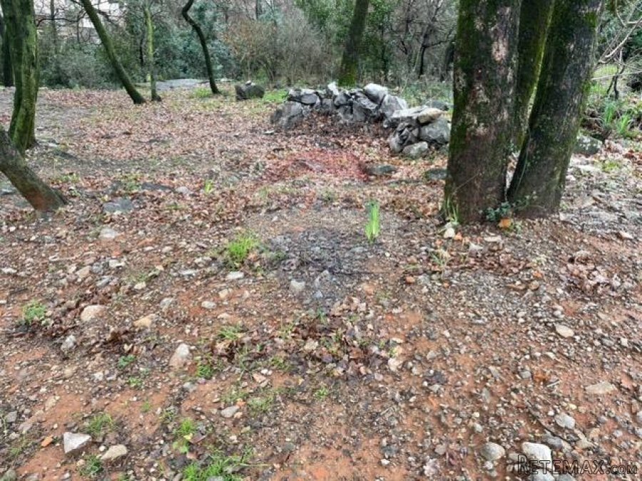Rijeka, Srdoči - građevinsko zemljište površine 1716m2 - 2