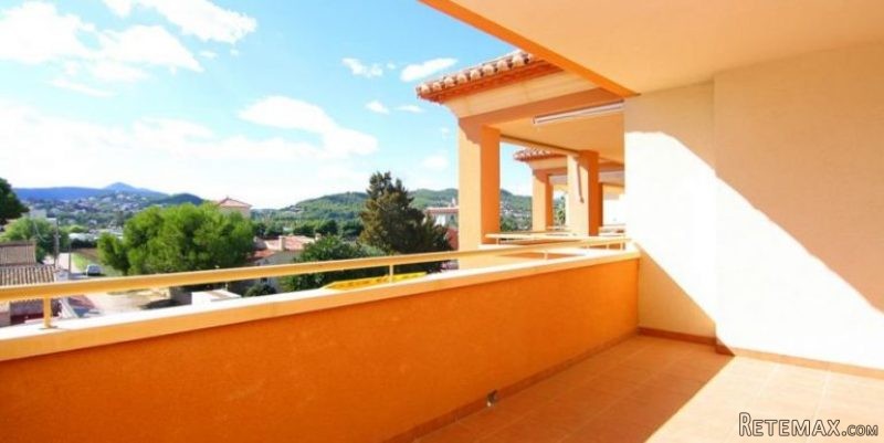 3 Bedroom 2 Bathroom Apartment in Javea. - 2