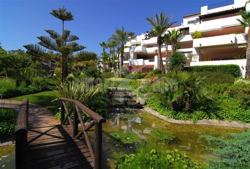 Apartment For Sale In Golden Mile..