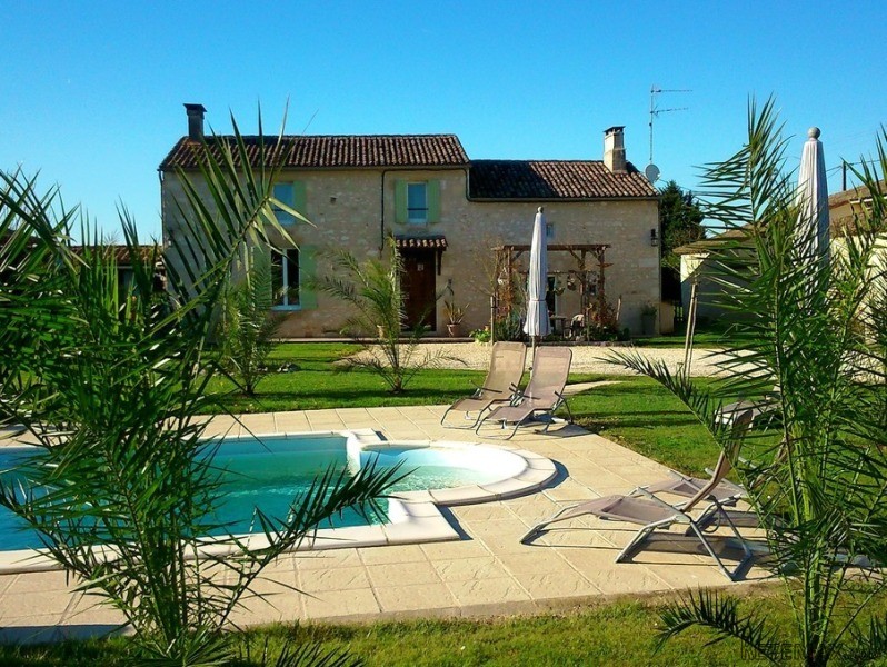 Stone House With A Restored Cottage.. - 2