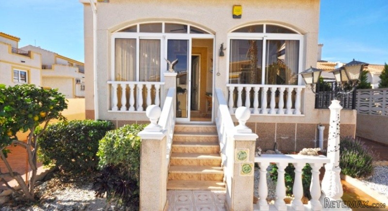 Detached Bungalow Los Altos Ref:..