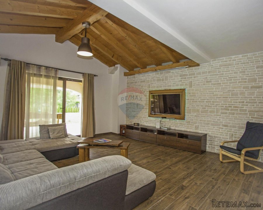 Istra, Rovinj - prekrasna villa s velikom okućnicom - 4