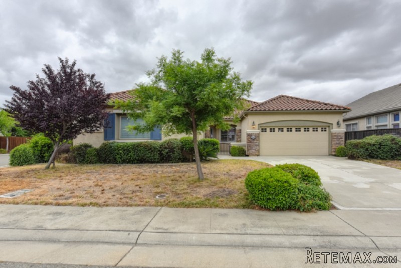 2688 Westview Dr Lincoln, CA, 95648..