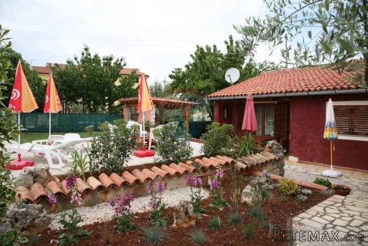 Kuća i apartman sa bazenom za najam - 2