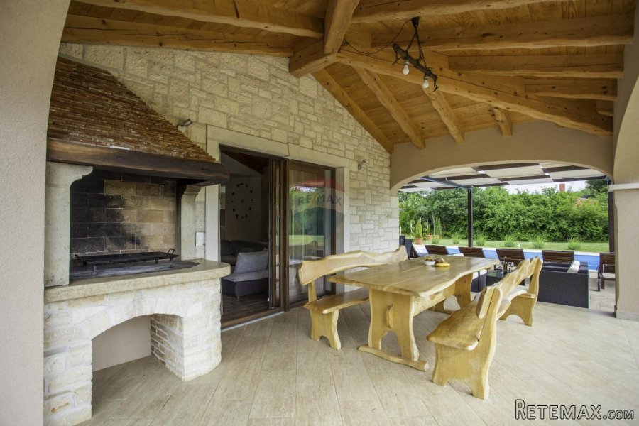 Istra, Rovinj - prekrasna villa s velikom okućnicom - 7