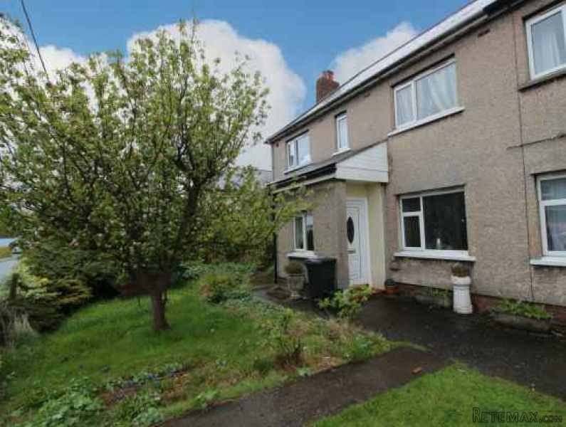 3 bedroom, Semi-detached House house..