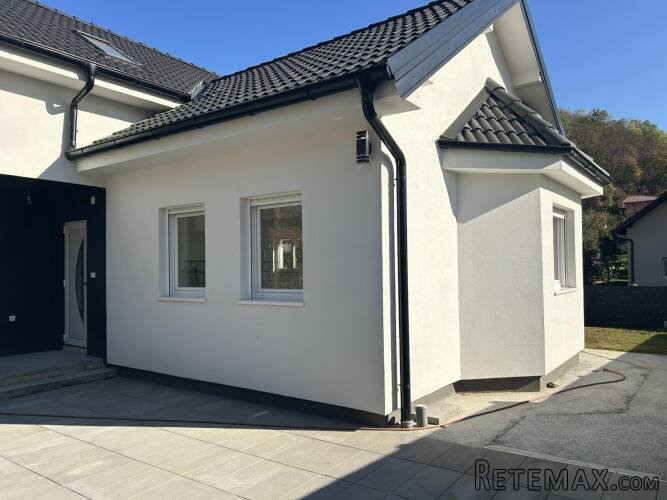 Novoizgradjena kuca u Starim Ledincima - 9