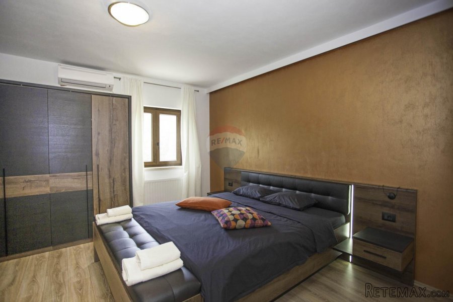 Istra, Rovinj - prekrasna villa s velikom okućnicom - 10