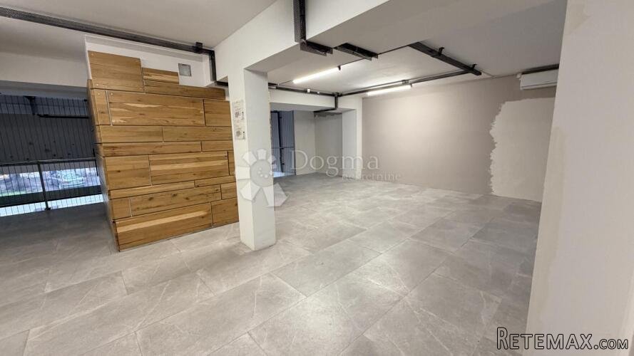 Najam poslovnog prostora 350m2, Kvaternikov trg - 3