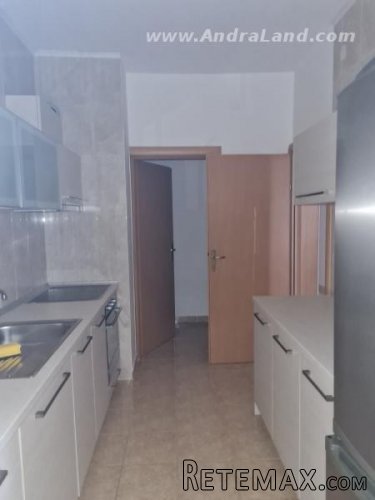 Prodaje se stan - 3