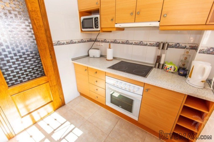 This nice apartment can be found in Los Altos. It has 2.. - 4