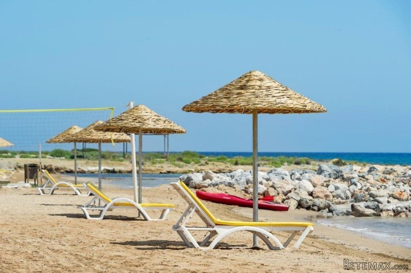 Bafra Beachfront Apartment 3 Bed with..