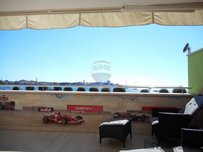 UMAG: STAN SA PANORAMSKIM POGLEDOM NA MORE I GRAD UMAG