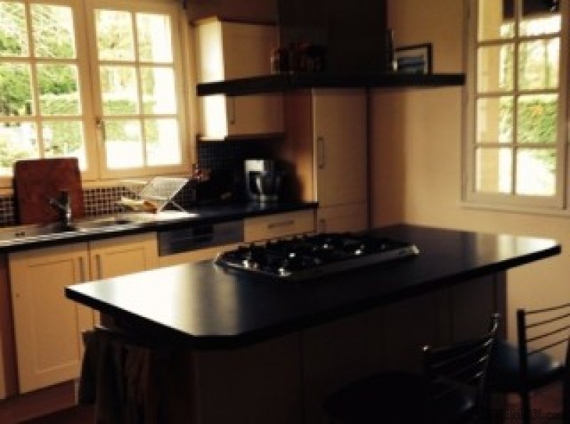 Large 5 bed Neo-Breton, with heated.. - 2