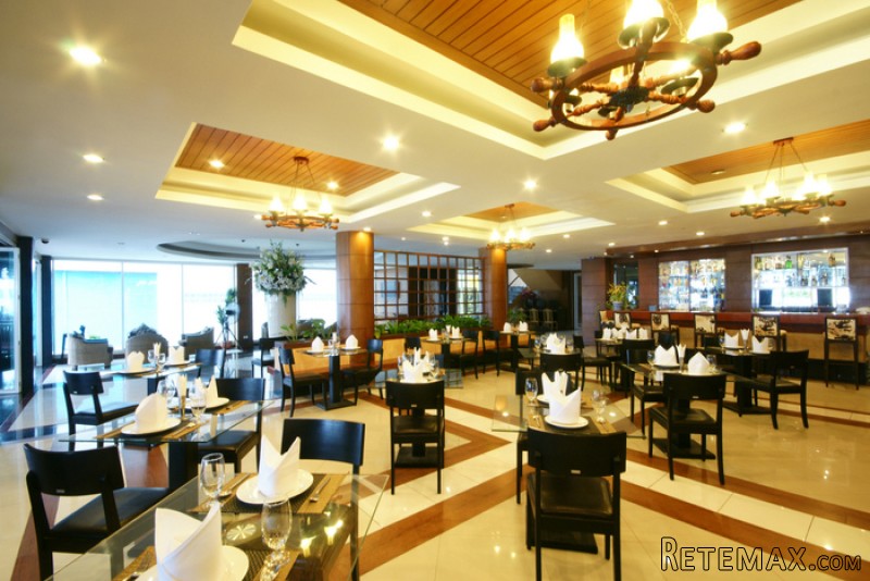 Beachfront hotel Pattaya Jomtien for..