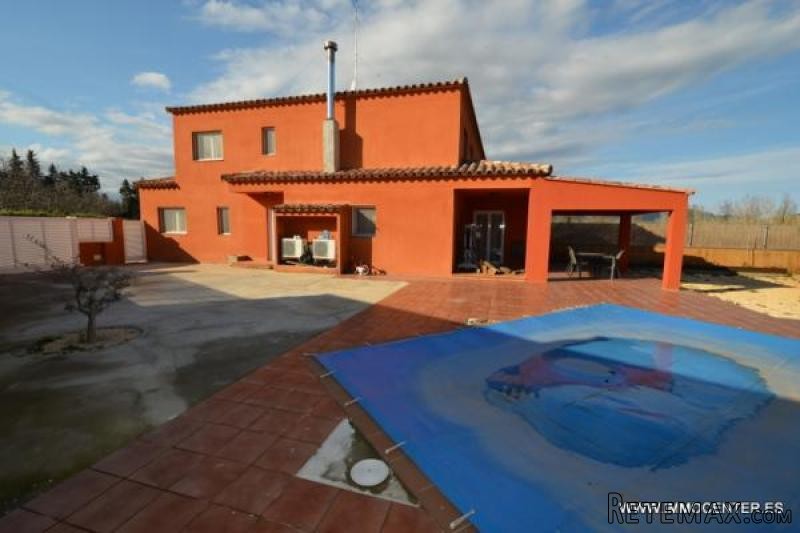 ALT EMPORDA: Beautiful semi-detached..