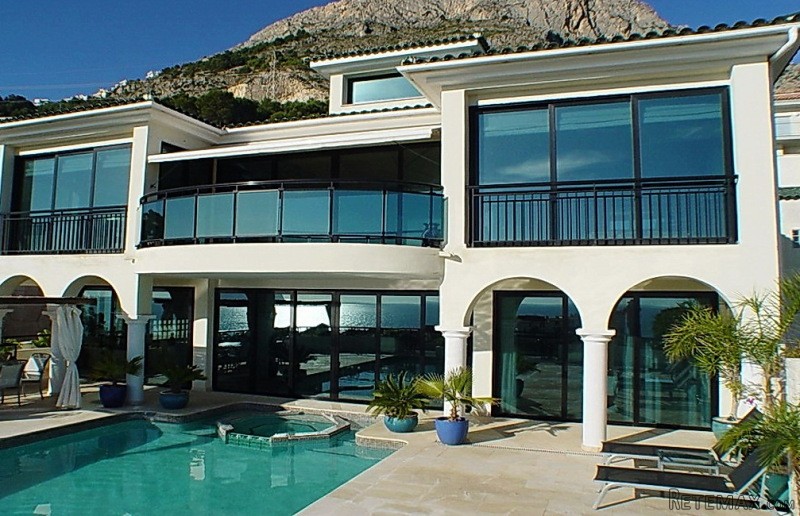 Modern Villa With Sea Views 1 Km From..