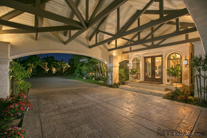 5305 La Crescenta - 2