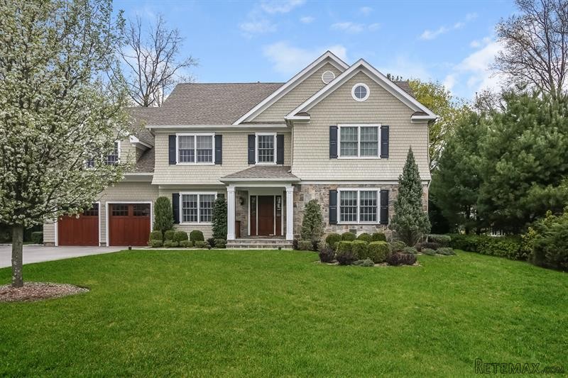 7 bedroom House For Sale: 14..