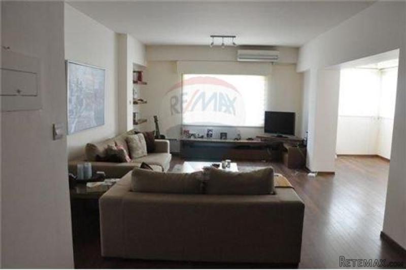 Condo/Apartment - For Sale -..