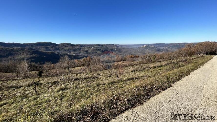 Motovun - okolica, građevinsko-poljoprivredno zemljište pred - 2