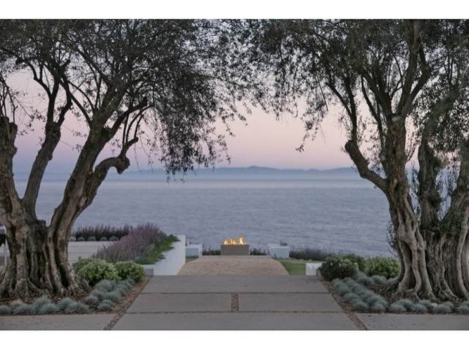 Post-Modern Contemporary 4305 Marina..