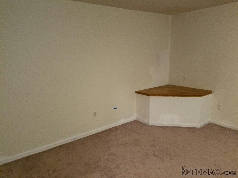 255 Pine Rock Ave Unit 13 Hamden, CT.. - 2
