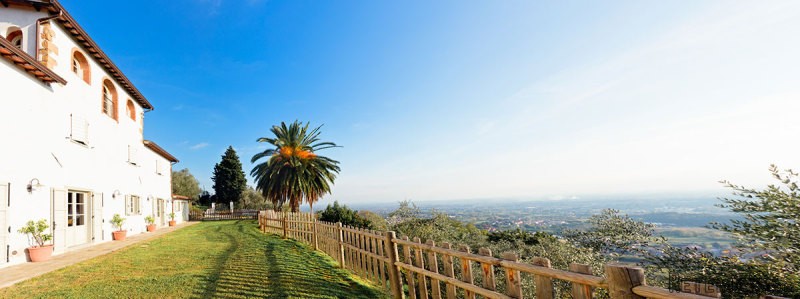 Superbly Restored Tuscan Country House