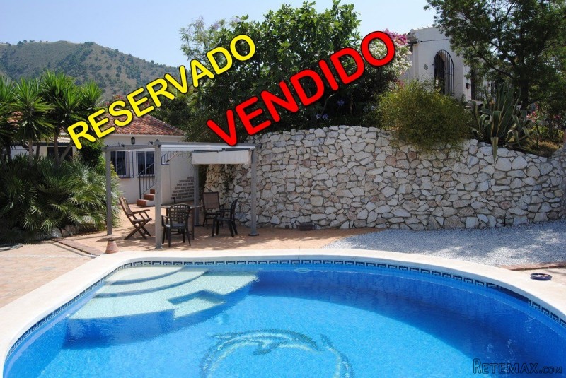 Country Houses for Sale in Competa..