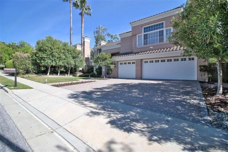 BEAUTIFUL REMODELED HOME IN GRAYSTONE - 2