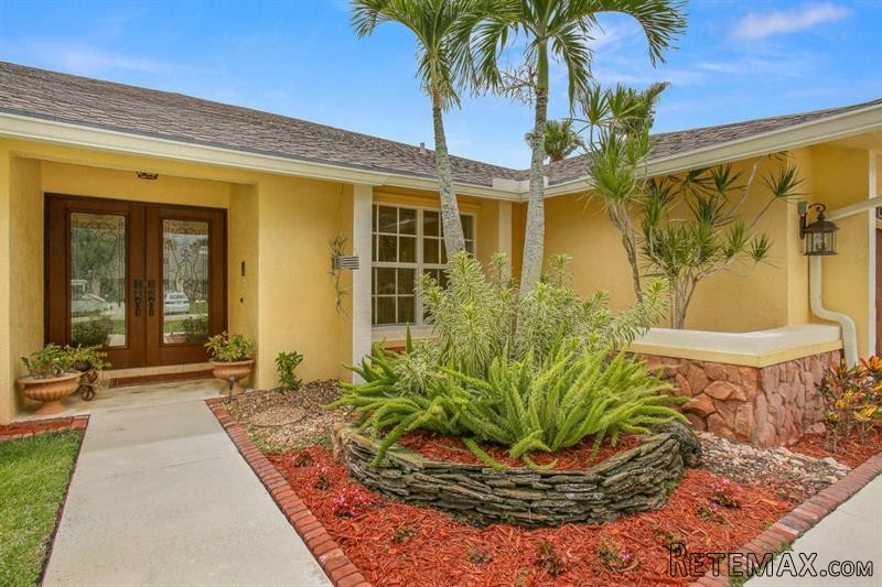 4 bedroom Residence For Sale:.. - 2