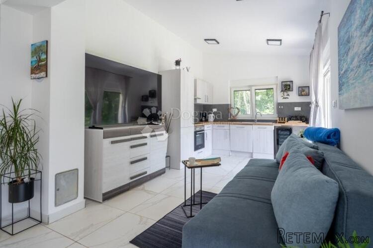 Prizemnica s jacuzzijem u Istri - 110 m², mirna lokacija Bar - 2