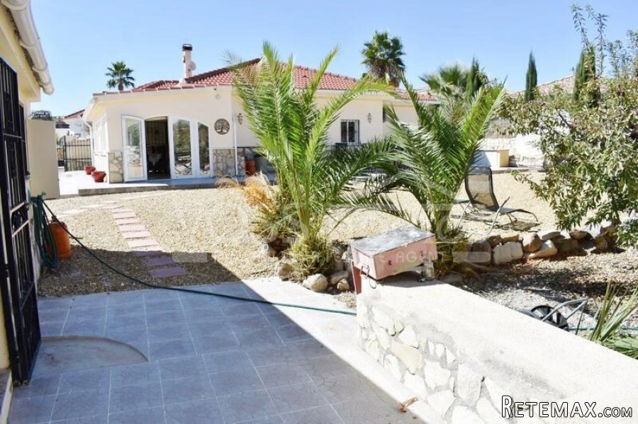 RESERVED/SALE AGREED WITH VOSS HOMES MARCH 2022 - A.. - 12